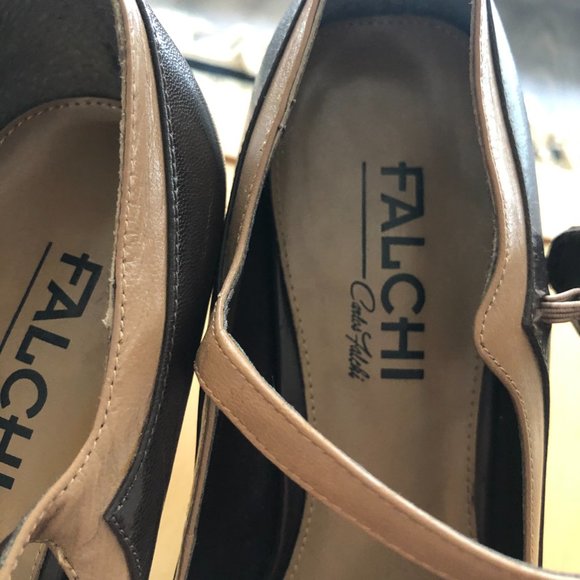 VINTAGE - Designer Mary Janes - Carlos Falchi - Picture 4 of 4